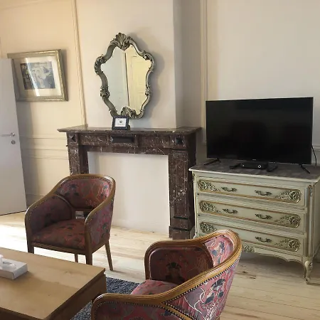 Anita Tatil Evi *